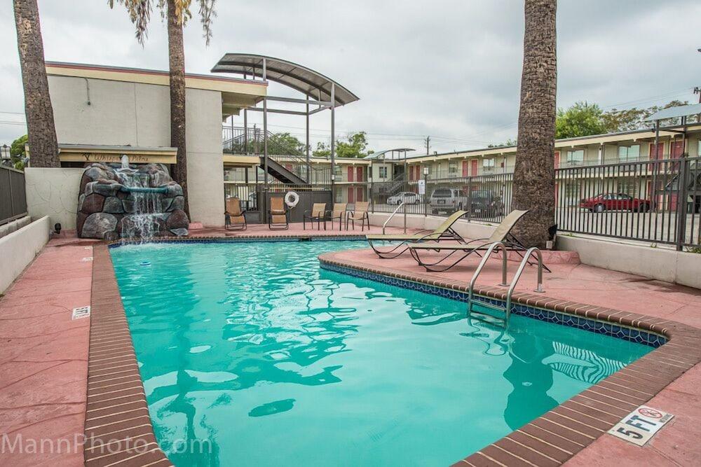 Whispering Palms Inn Del Rio Exterior foto